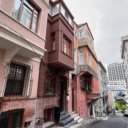 Apartmán 12 Taxim